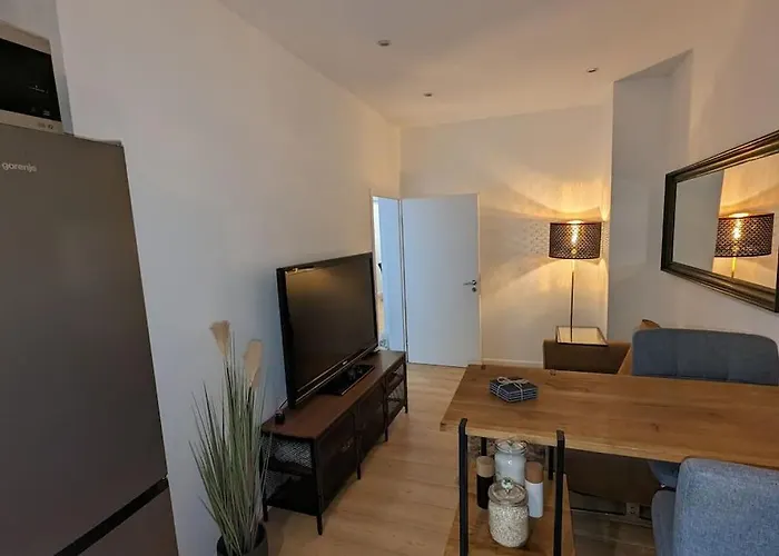 Ruhrpol - Zentral - Angenehm - Vollstaendig *